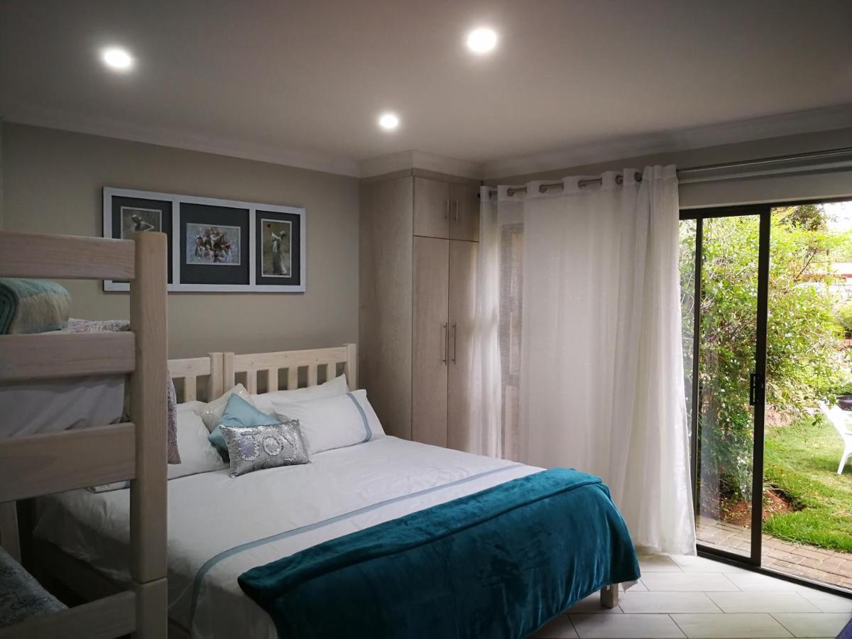 Chic Breeze Hotel Bloemfontein Exterior photo