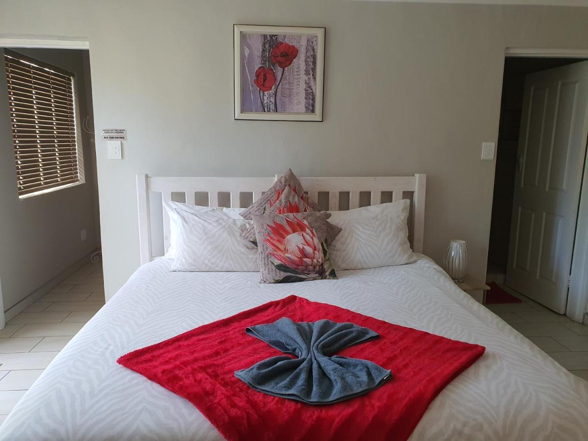 Chic Breeze Hotel Bloemfontein Exterior photo